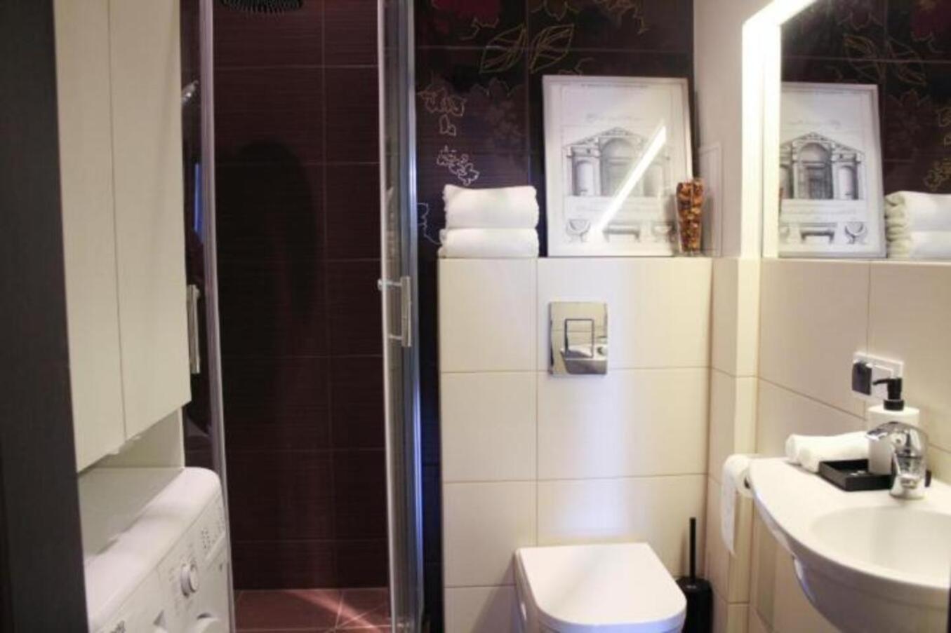 Elegant 2Br, Amazing Old Town Views, Plac Solny Walk To Rynek! Amenities فروتسواف المظهر الخارجي الصورة